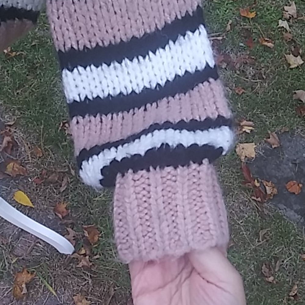 Woven Heart Striped Cozy Sweater - Picture 7 of 10